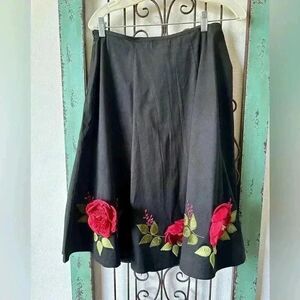 PERSAMAN NEW YORK Embroidered Accent Skirt Size: 8